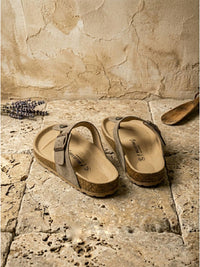 Toe Peg Footbed Sandals