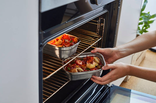 Black+Blum Microwave-Safe Leak Proof Stainless Steel Lunch Box | 