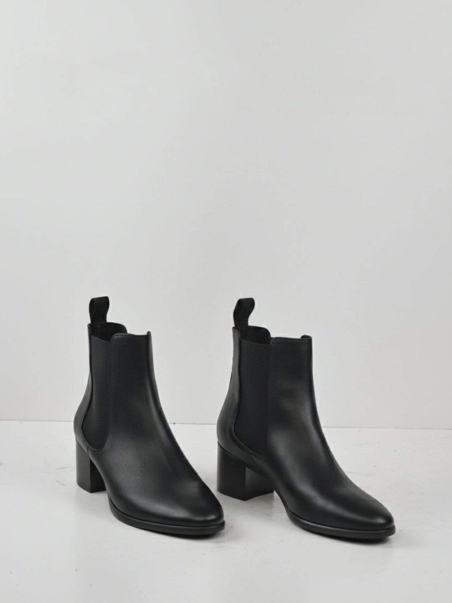 Vegan Women's Almond Toe Chelsea Boots | Will's Vegan Store