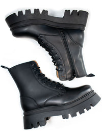 Track Sole 8 Eye Lace-Up Boots | Will's Vegan Store