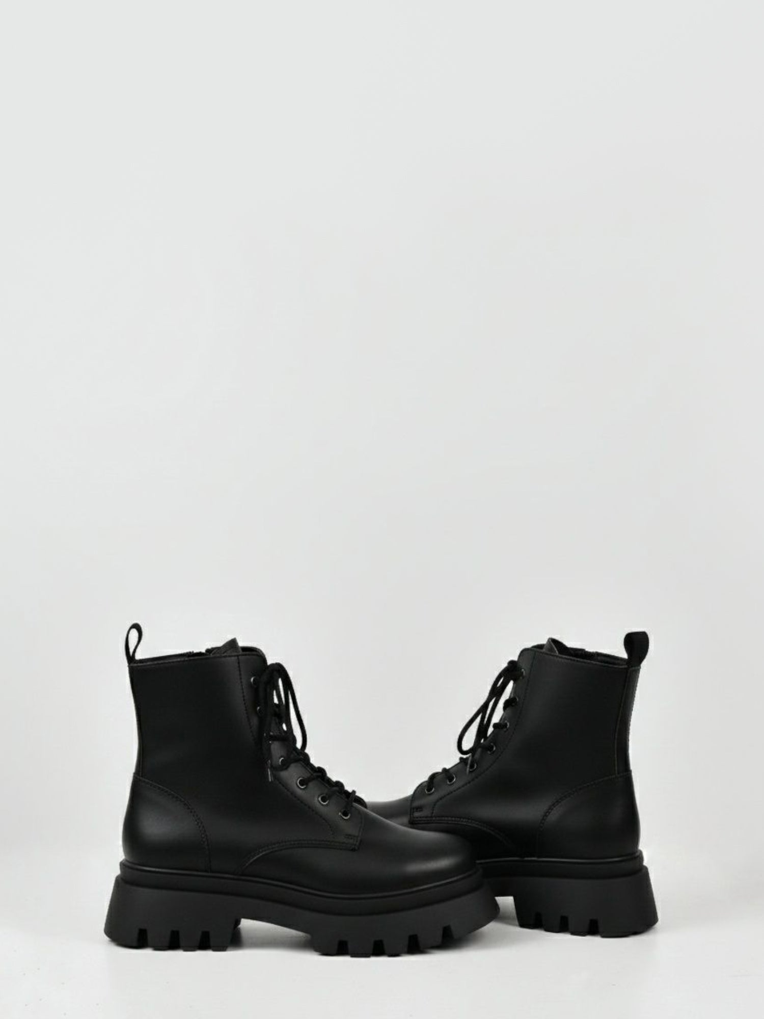 Track Sole 8 Eye Lace-Up Boots | Will's Vegan Store