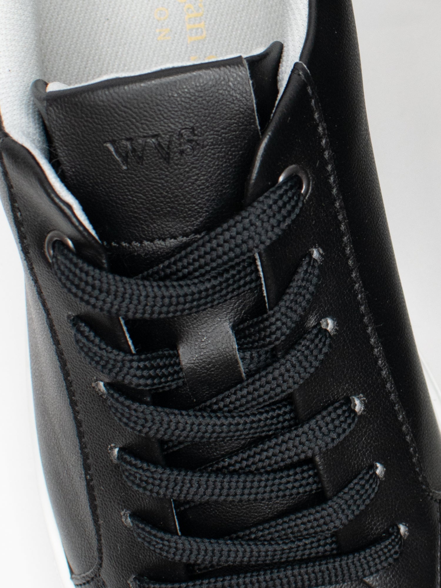Smart Sneakers Gen 2