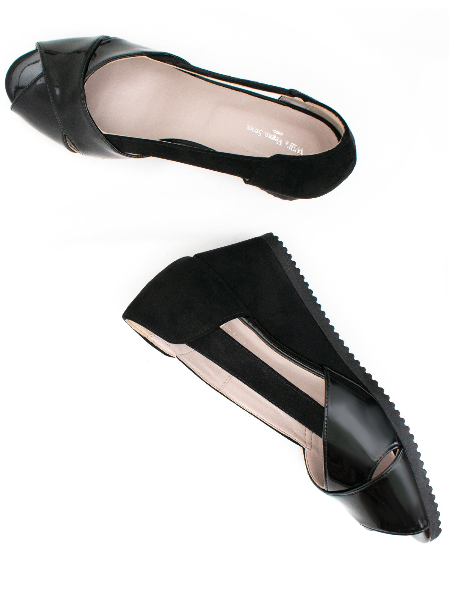 Closed toe clearance flat wedges