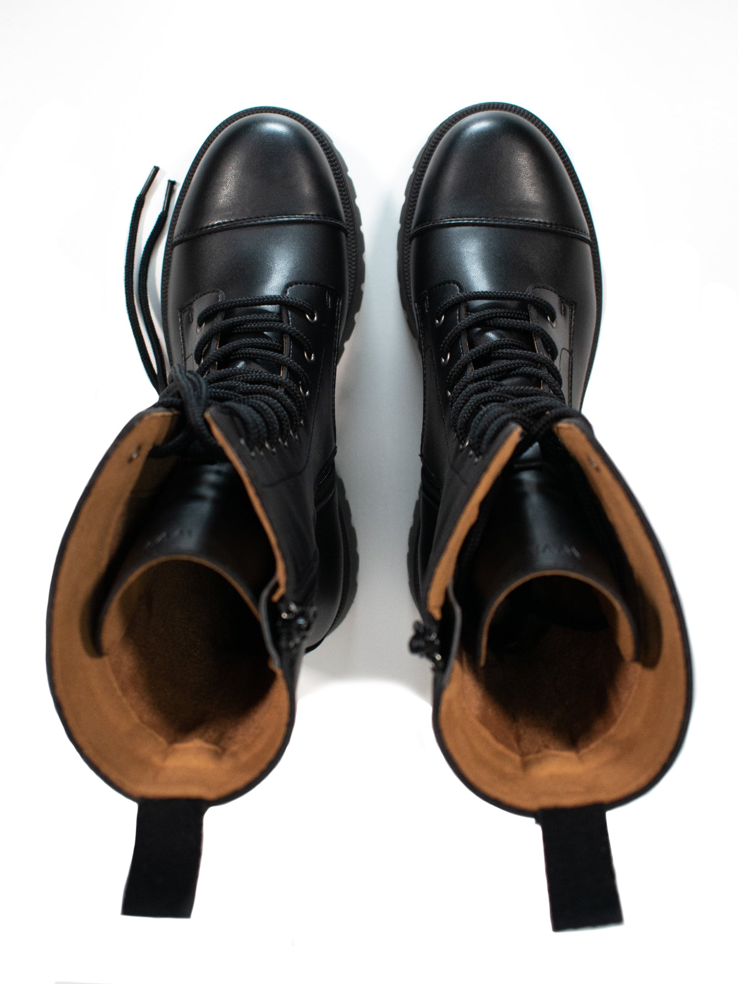 Women's Track Sole 10 Eye Boots | Will's Vegan Store